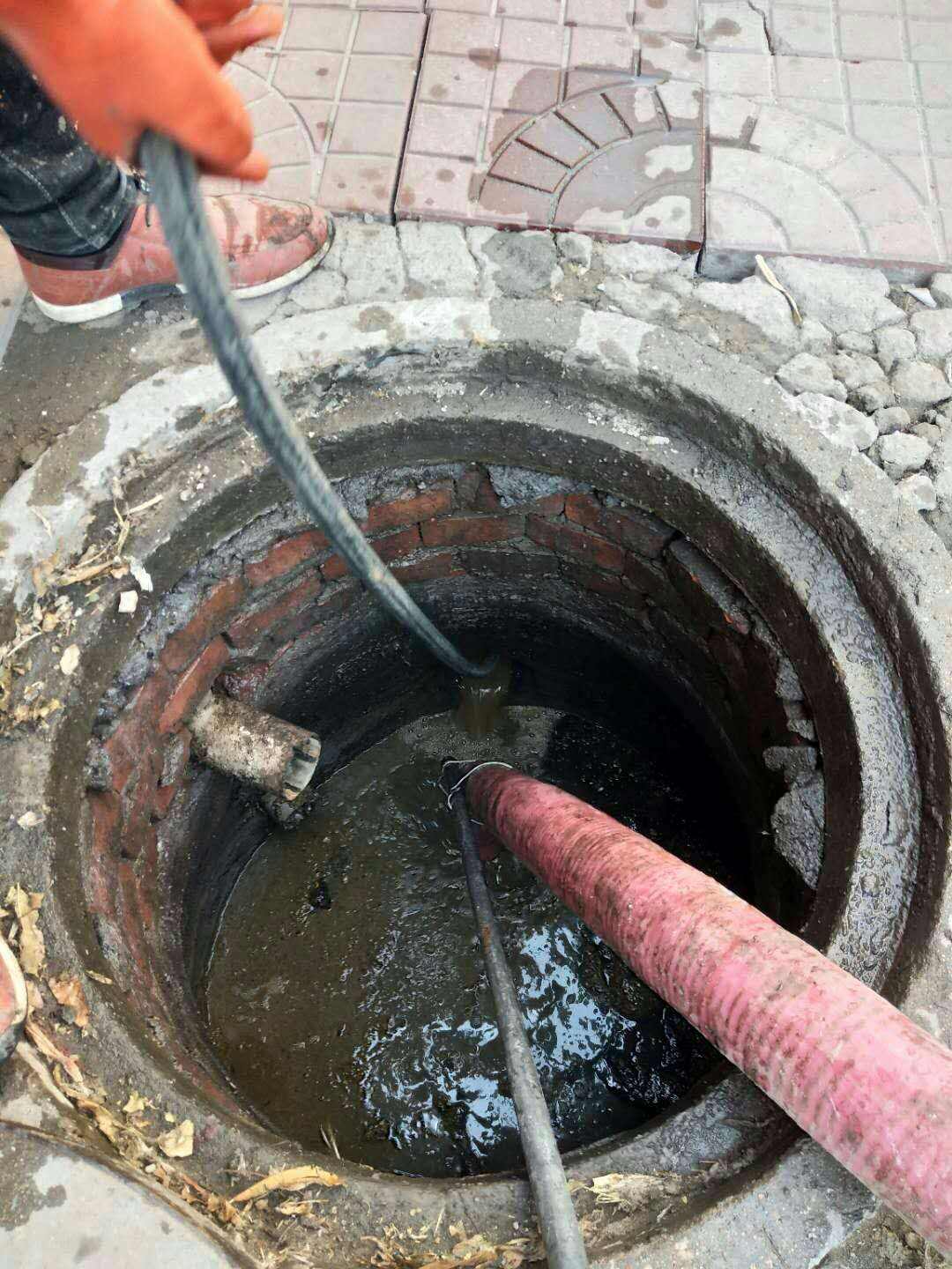 南京秦淮區太平南路化糞池清理與管道疏通服務指南